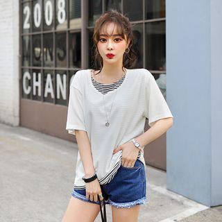 Short-sleeve Stripe-layered T-shirt