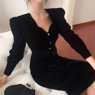 Long-sleeve Scallop Trim Midi Sheath Dress