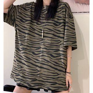 Zebra Pattern Elbow-sleeve T-shirt