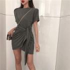 Plain Short-sleeve Slim-fit Dress