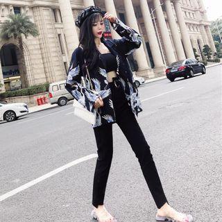 Crane Print Blouse / Cropped Skinny Pants