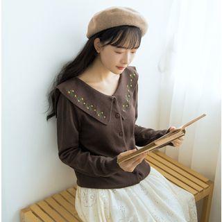 Floral Embroidered Collared Cardigan
