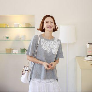 Lace-applique T-shirt