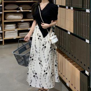 Short-sleeve Top / Print A-line Skirt / Set