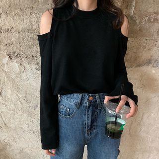 Off-shoulder Round-neck Knit Top