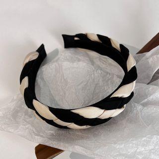 Cabled Headband Black & Almond - One Size