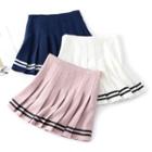 Striped Trim Pleated Skirt
