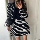 Long-sleeve Zebra Jacket / Skirt / Plain Top