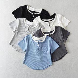 Short-sleeve Mock Two Piece Henley T-shirt