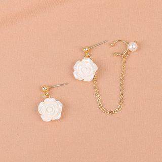 Flower Chain Asymmetrical Alloy Earring 1 Pair - White - One Size