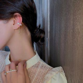 Rhinestone / Star Chained Freshwater Pearl Cuff Earring