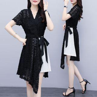 Short-sleeve Stripe Panel Fringed Lace A-line Dress