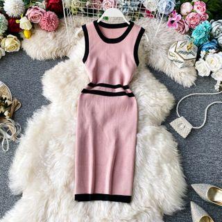 Contrast-trim Sleeveless Knit Dress