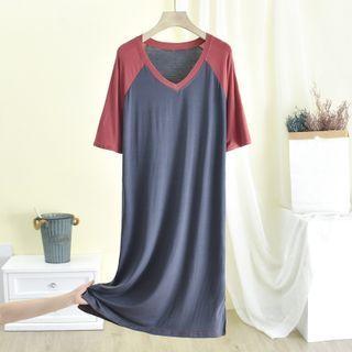 Raglan-sleeve V-neck Midi Shift Dress