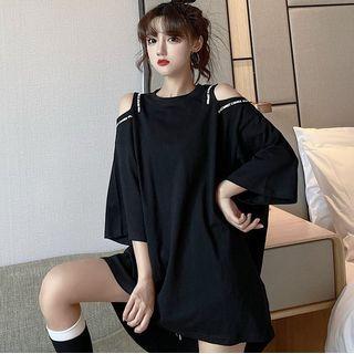 Elbow-sleeve Cold Shoulder Lettering Print T-shirt