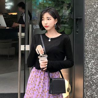 Extra Long-sleeve Sheer Cropped Top