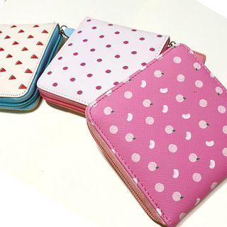 Fruit-pattern Zipped Wallet