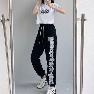 Short-sleeve Print T-shirt / Lettering Sweatpants