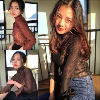Slit Long Sleeve Mock Neck T-shirt