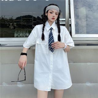 Short-sleeve Chain Detail Front Pocket Shirt