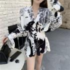 Print V-neck Long-sleeve Blouse Black & White - One Size