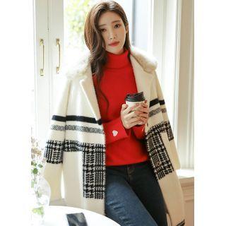 Turtle-neck Heart-embroidered Sweater