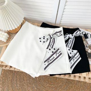 Details Asymmetrical Wide-leg Shorts