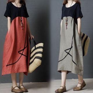 Short-sleeve Two-tone Midi T-shirt Dress