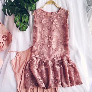 Set: Sleeveless Applique Dress + Slipdress
