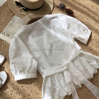 Square-neck Plain Embroider Button-up Cropped Blouse