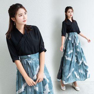 Set: Elbow-sleeve Top + Printed Maxi Skirt