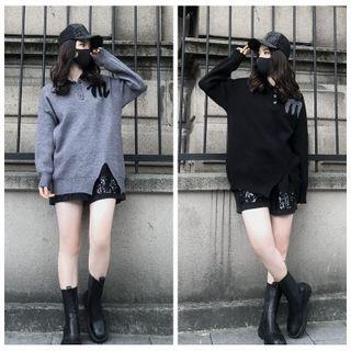 Lettering Slit Henley Sweater