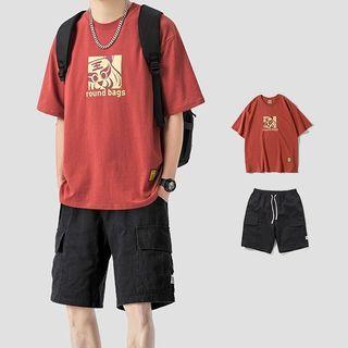Elbow-sleeve Tiger Print T-shirt / Cargo Shorts