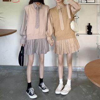 Long-sleeve Plaid Mini A-line Shirtdress / Knit Vest