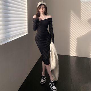 Off-shoulder Ribbed Midi Sheath Dress