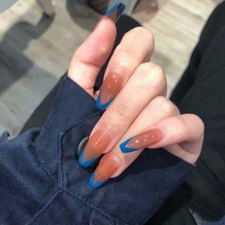 Contrast Trim Faux Nail Tips R150 - Blue & Brown - One Size