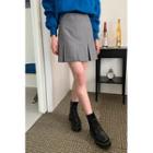 Zip-side Invert-pleat Miniskirt