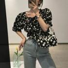 Square-neck Floral Slim Fit Puff-sleeve Top Black - One Size