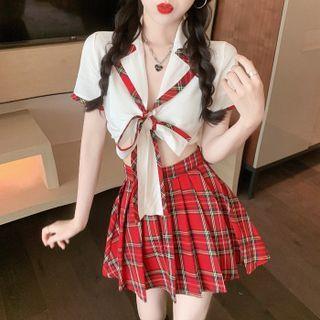 Short-sleeve Front Tie Shirt / Pleated Skirt