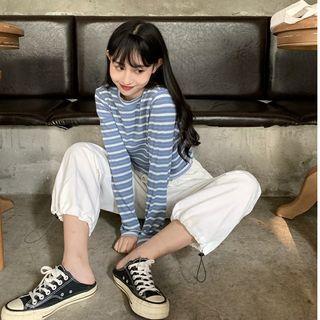 Striped Long-sleeve Slim-fit T-shirt / Plain Cargo Pants