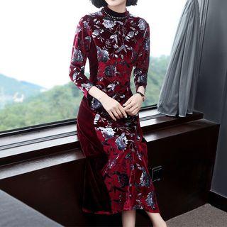 3/4-sleeve Floral Velvet A-line Midi Dress