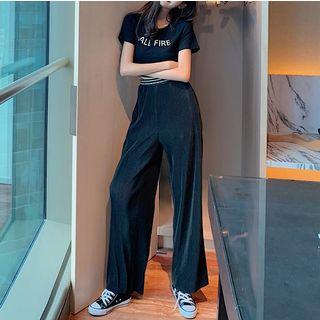 Short-sleeve Letter Cropped T-shirt / Letter Trim Wide-leg Pants