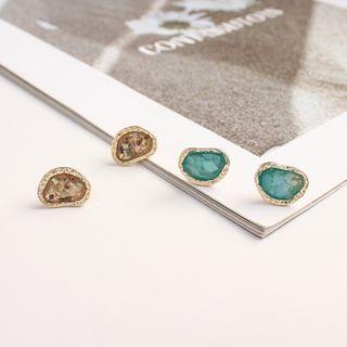 Shell Stud Earring / Clip-on Earring
