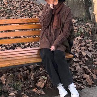 Round-neck Plain Ribbed Oversize Sweater