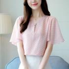 V-neck Dotted Short-sleeve Top