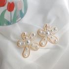 Faux Pearl Alloy Flower Earring 1 Pair - Gold & White - One Size