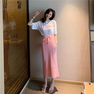 Elbow-sleeve Letter T-shirt / Midi Pencil Skirt
