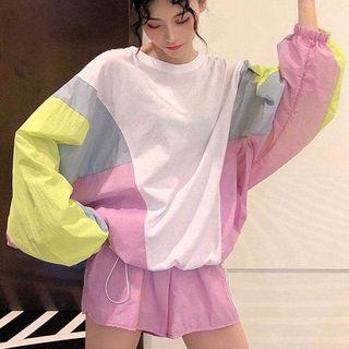 Long-sleeve Color Block T-shirt / Tie Waist Shorts