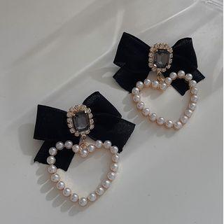 Heart Bow Rhinestone Faux Pearl Drop Earring 1 Pair - Black & White & Gold - One Size