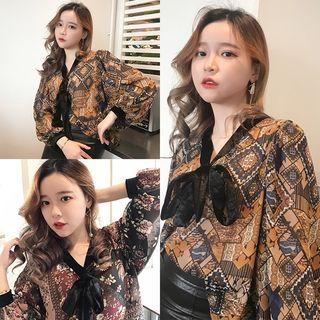 Print Lantern Sleeve Chiffon Blouse
